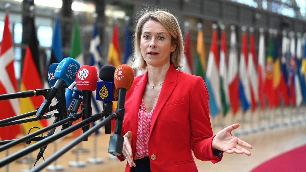 "Dann säße er auf beiden Seiten des Tisches"